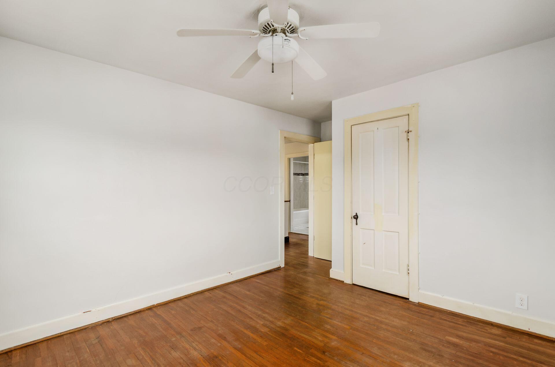 31 W 4th Street