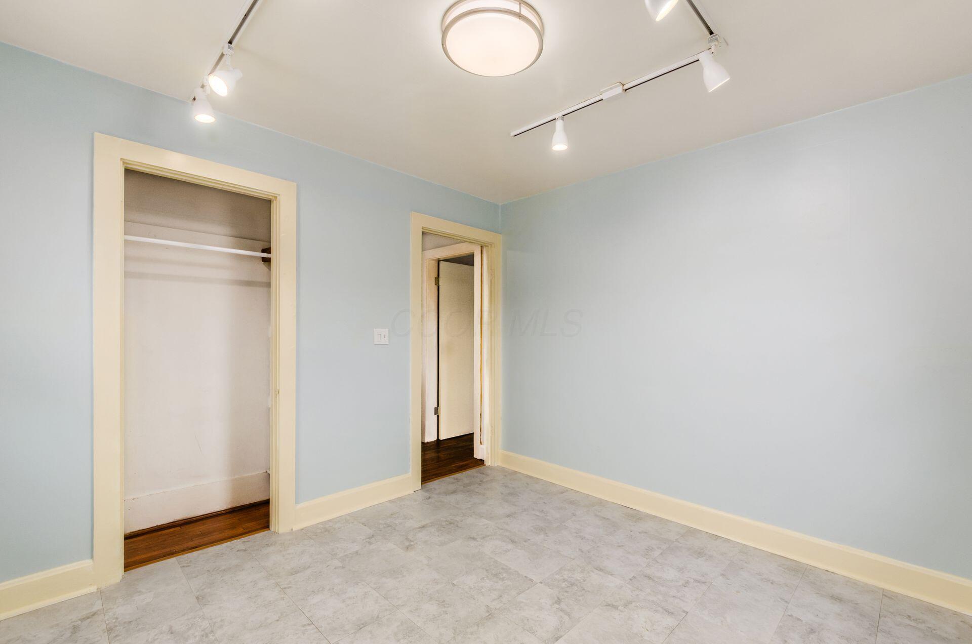 31 W 4th Street