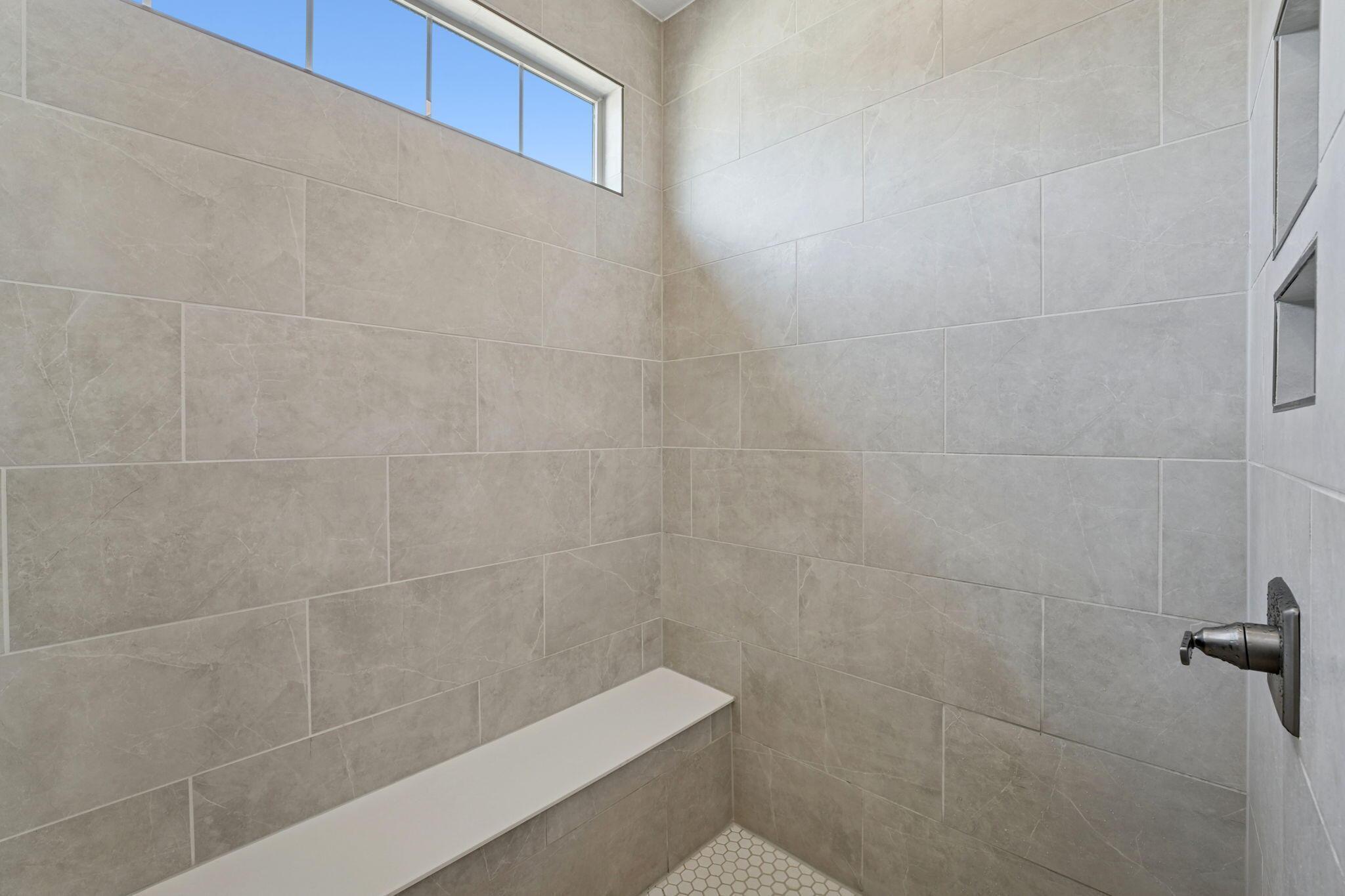 6956 Courtyard Place, Delaware