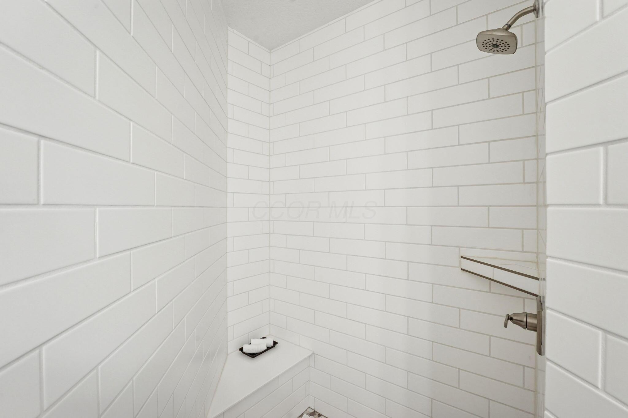 6956 Courtyard Place, Delaware