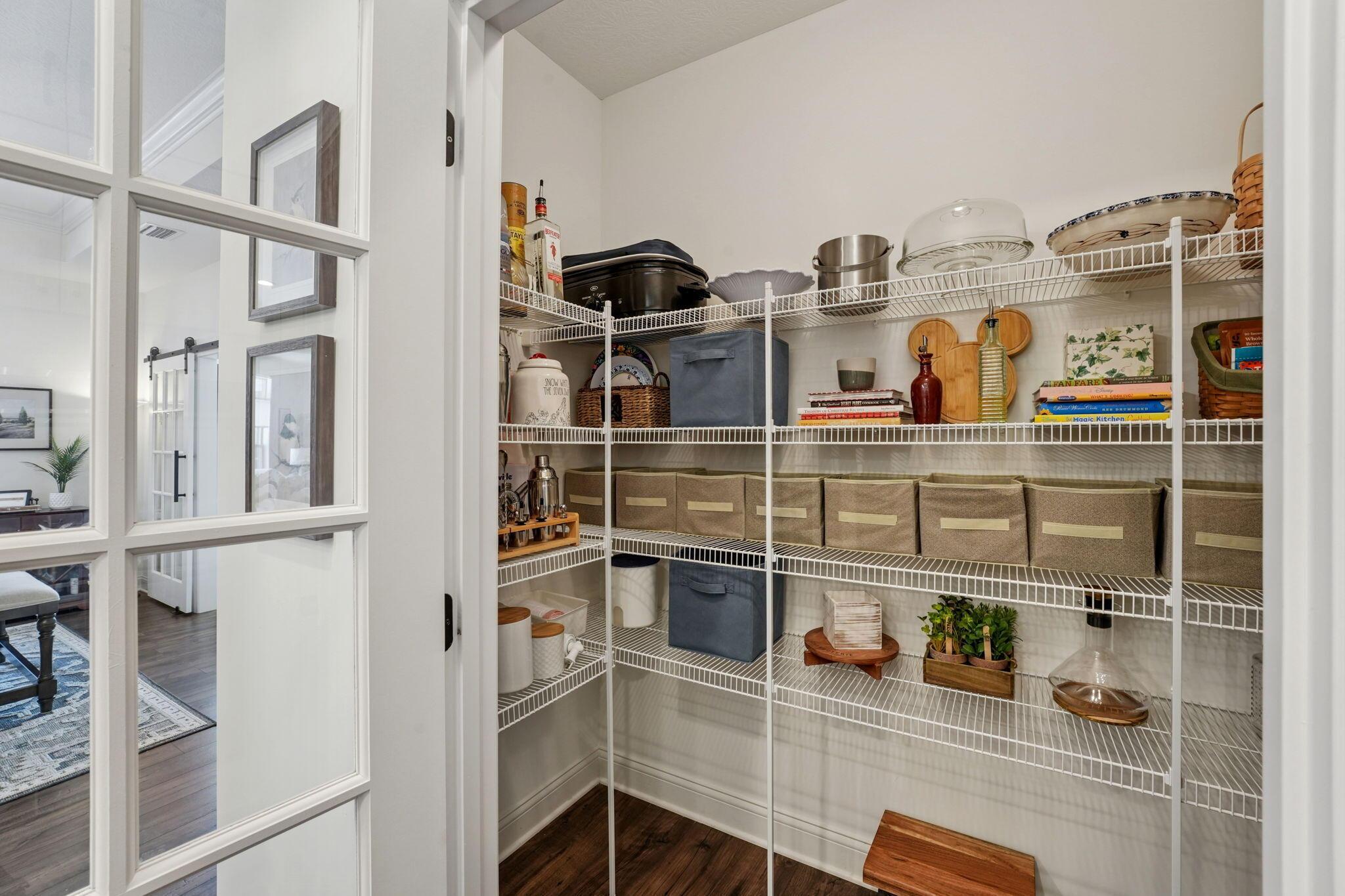 6956 Courtyard Place, Delaware