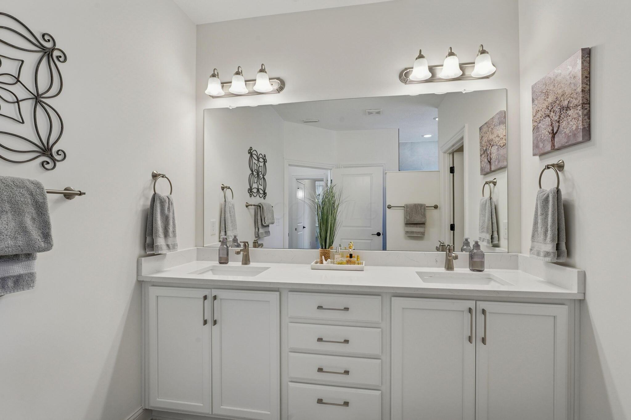 6956 Courtyard Place, Delaware