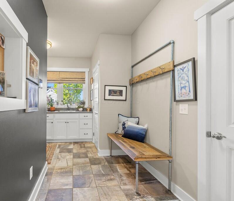 1462 Lovingston Way