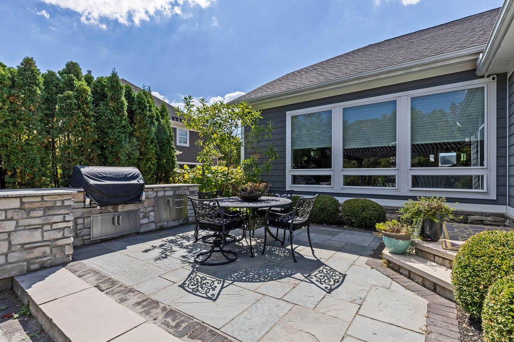 1462 Lovingston Way