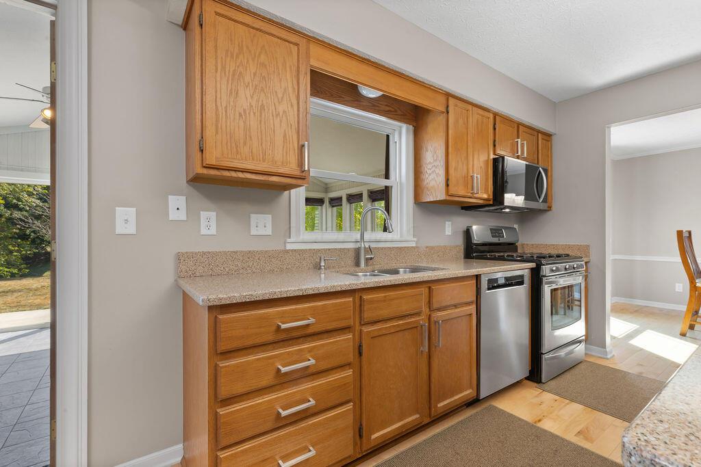 6233 Wynford Drive