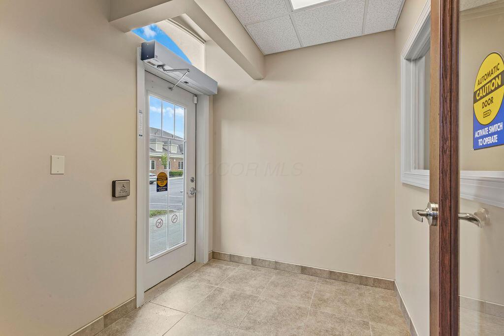 6870 Perimeter Drive, B