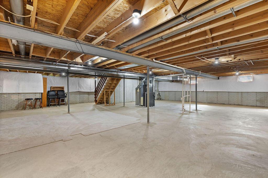 1267 Harkers Court