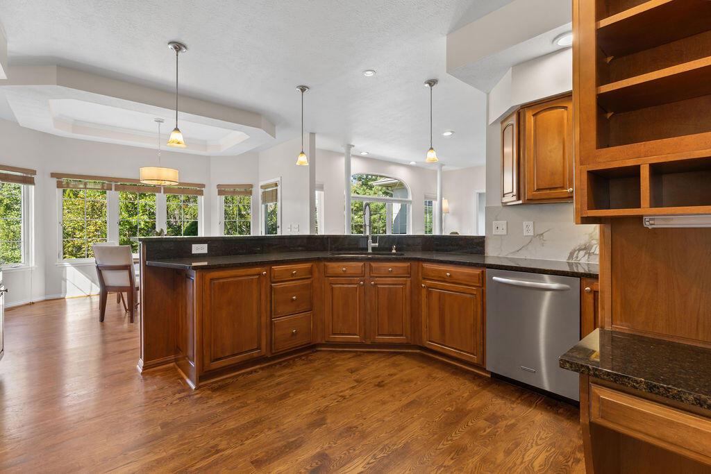 1267 Harkers Court