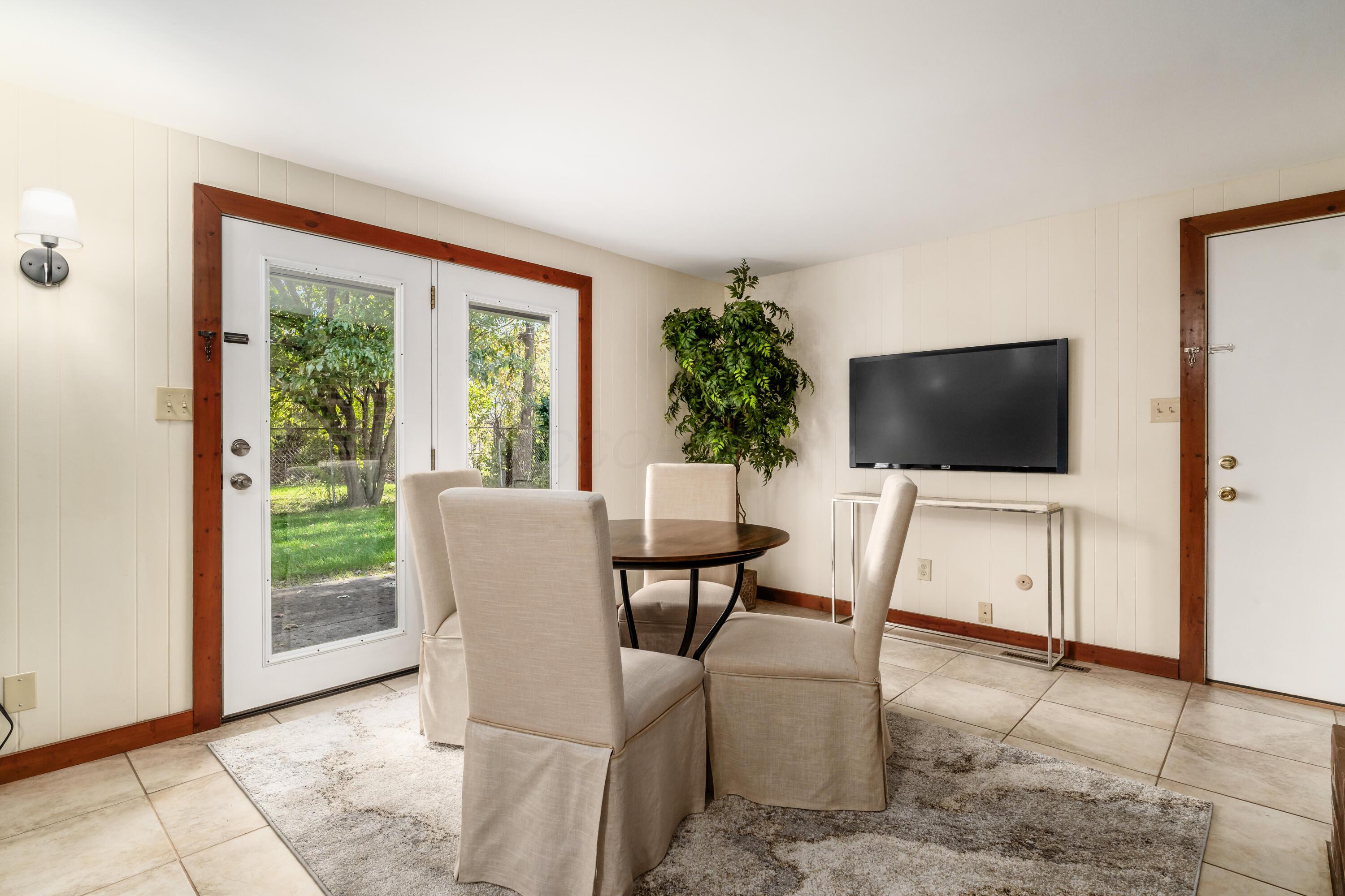 6863 Gilette Drive, Reynoldsburg