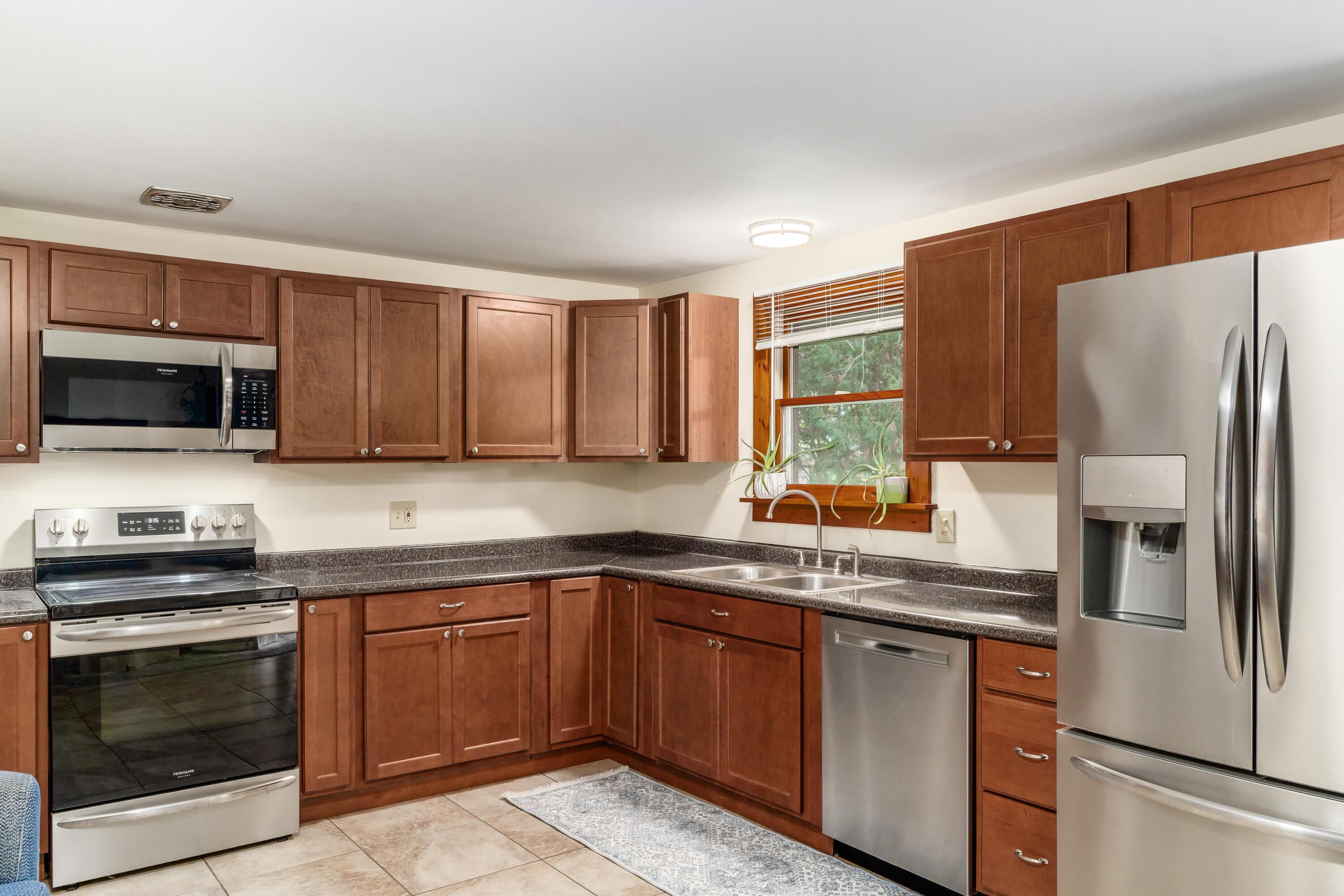 6863 Gilette Drive, Reynoldsburg