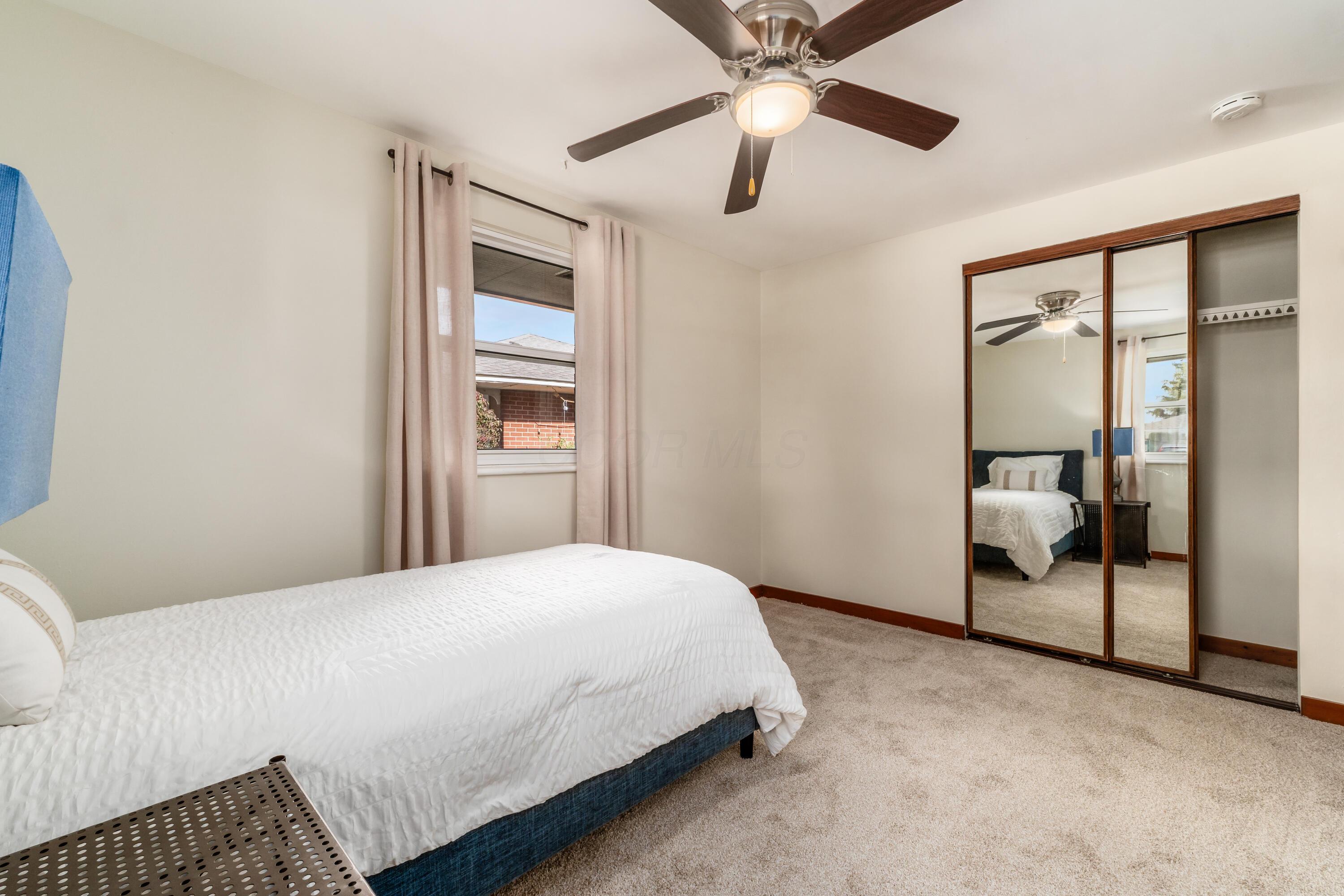 6863 Gilette Drive, Reynoldsburg