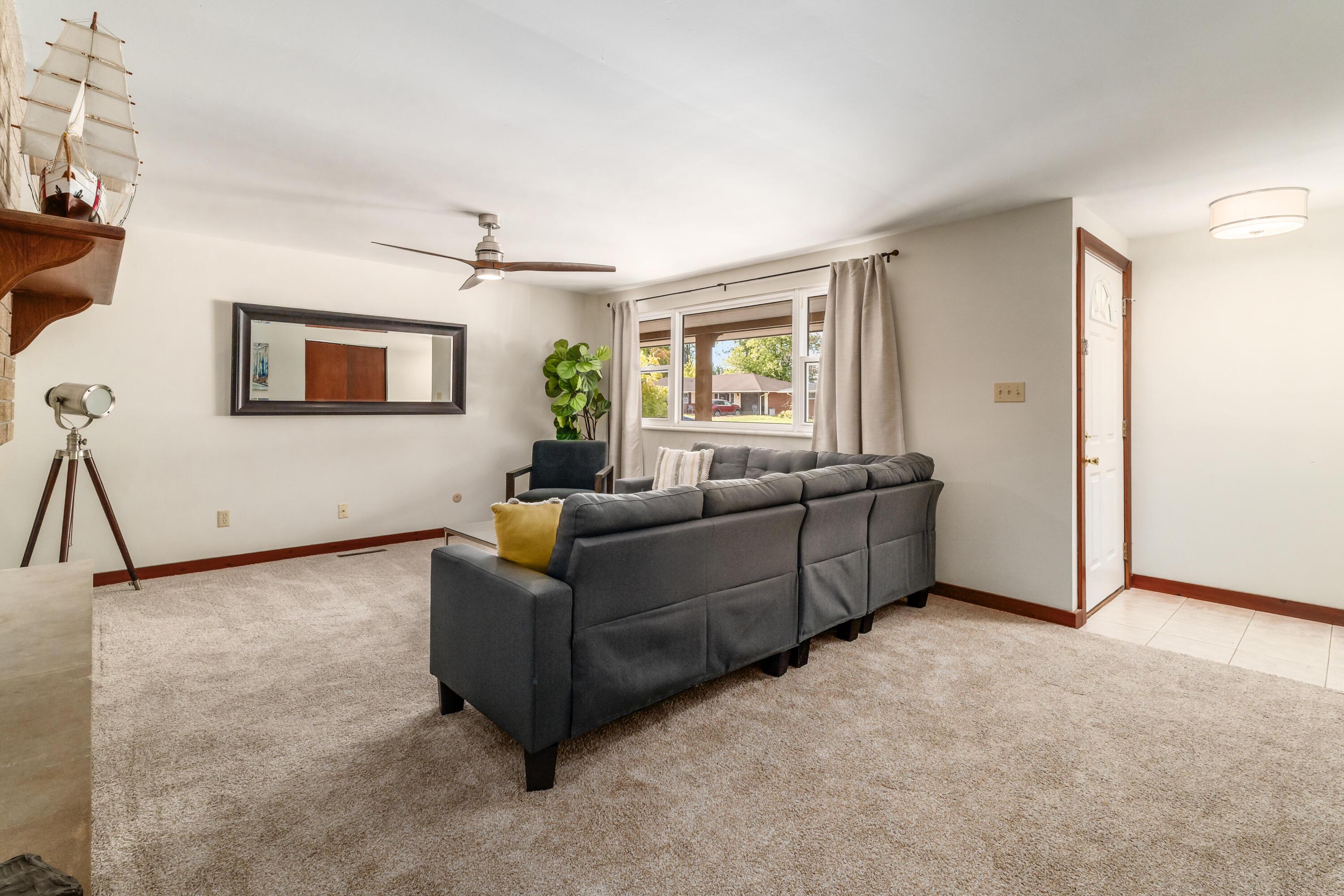 6863 Gilette Drive, Reynoldsburg