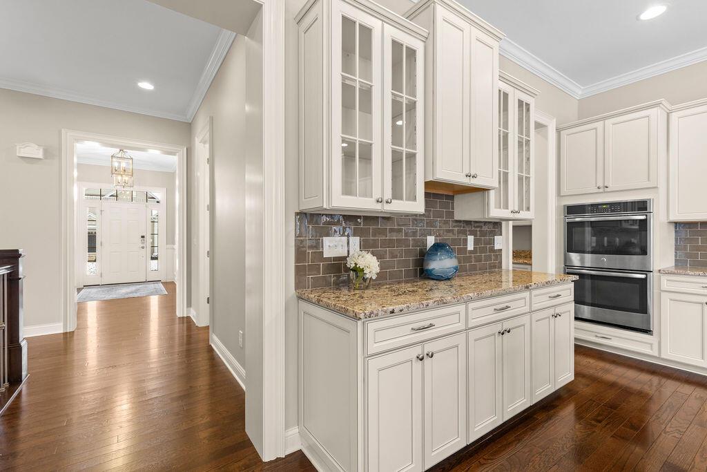 8381 Laidbrook Place