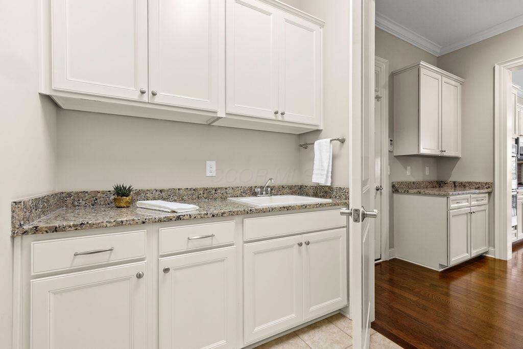 8381 Laidbrook Place