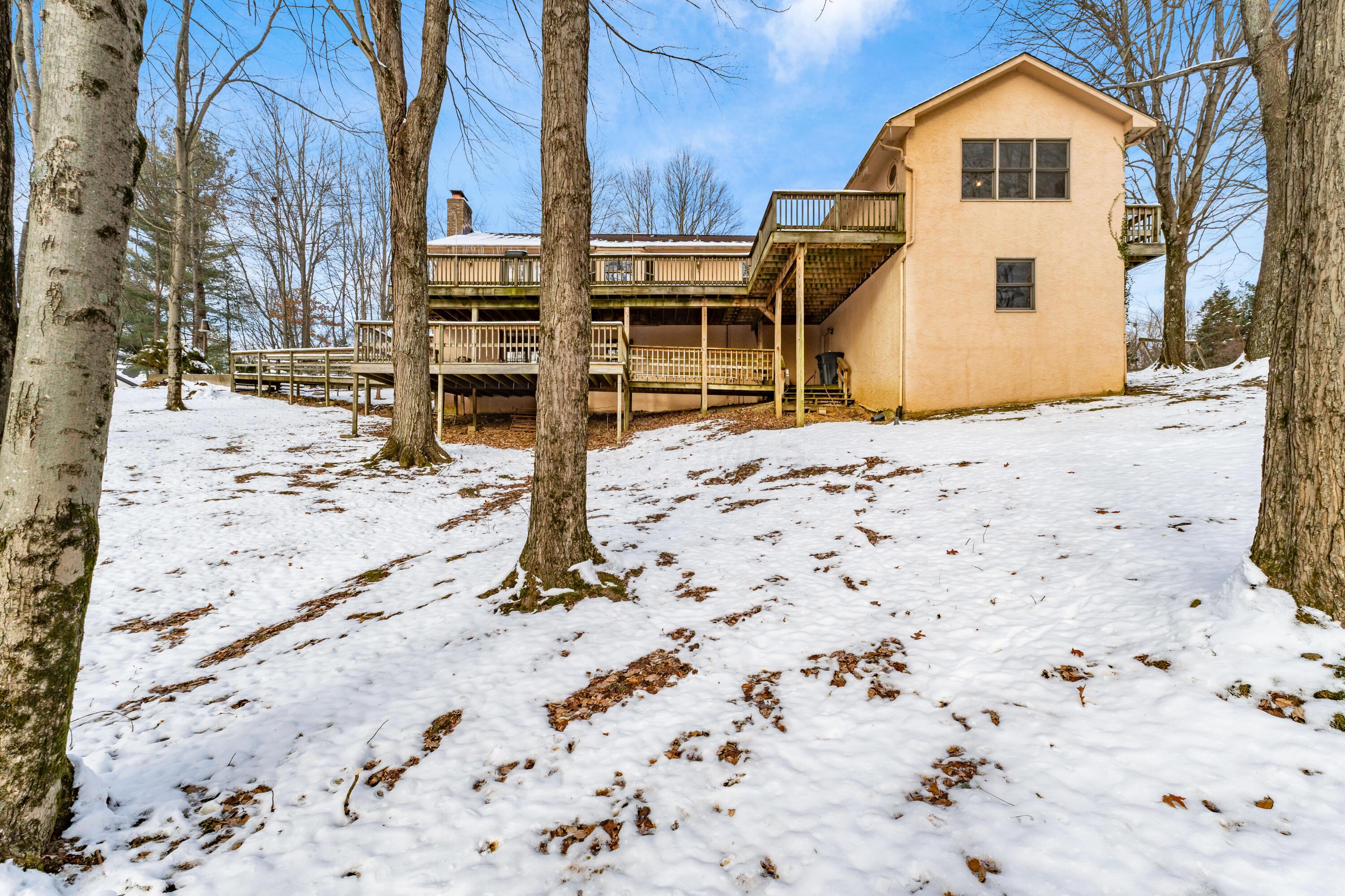 6253 Headley Heights Court