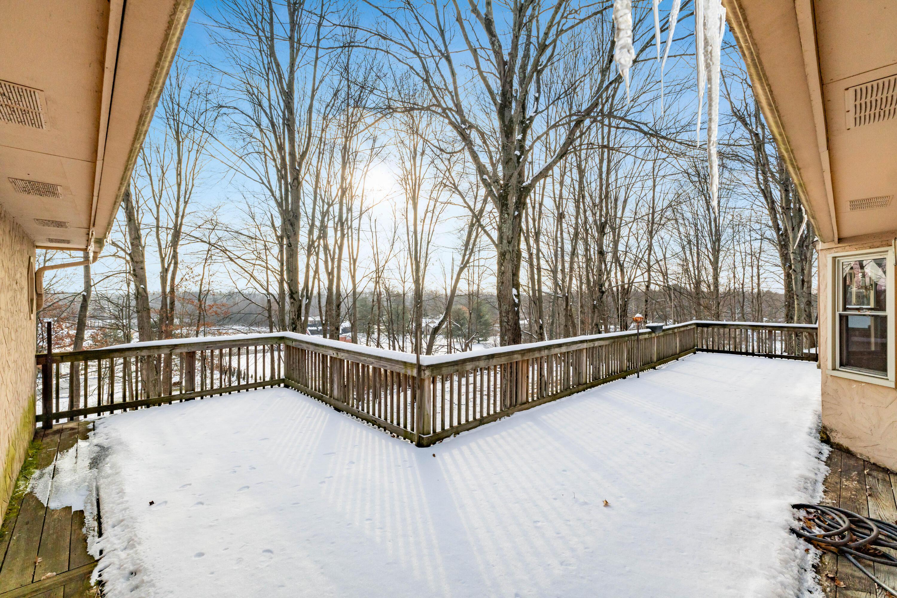 6253 Headley Heights Court