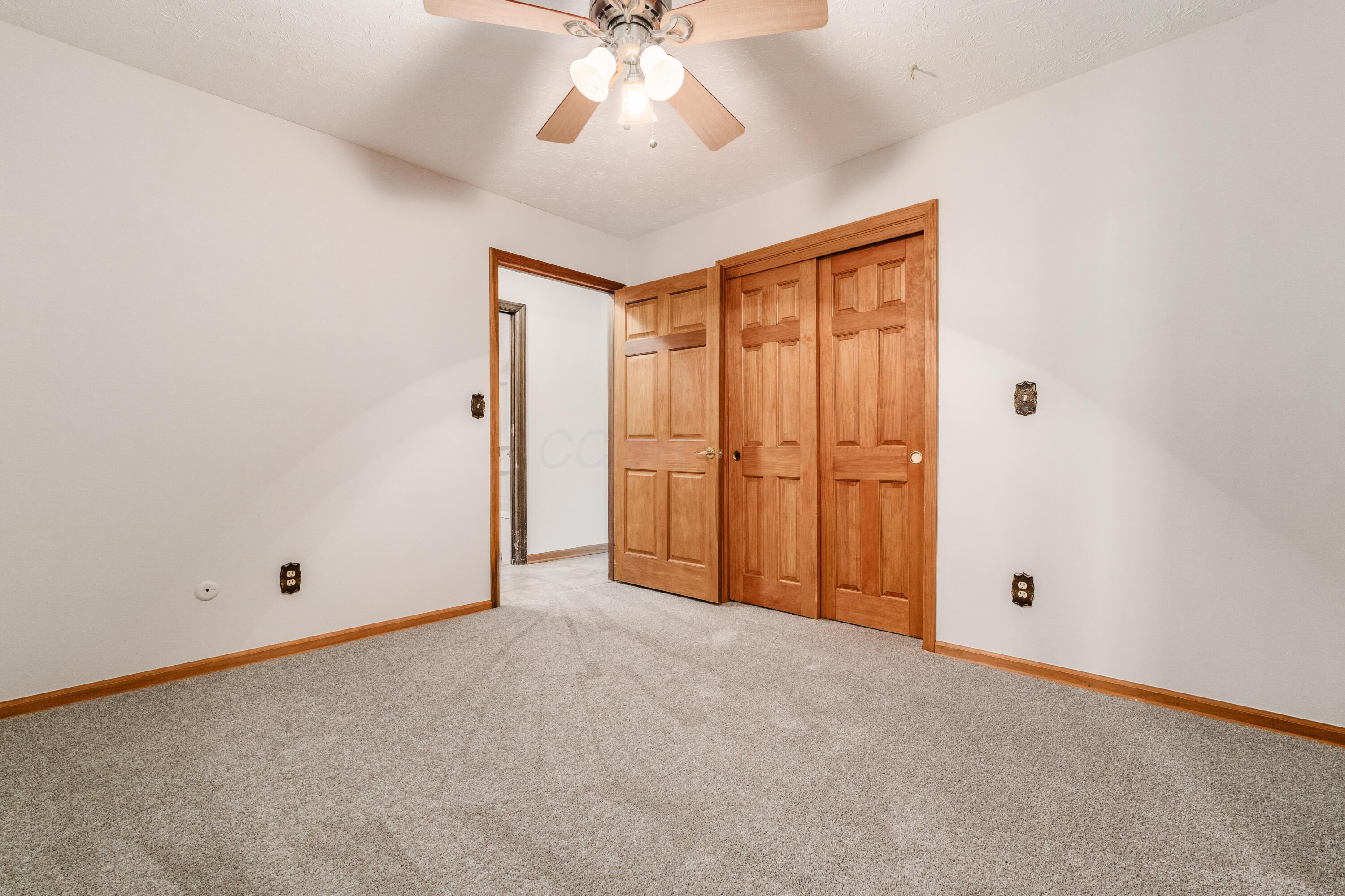 6253 Headley Heights Court