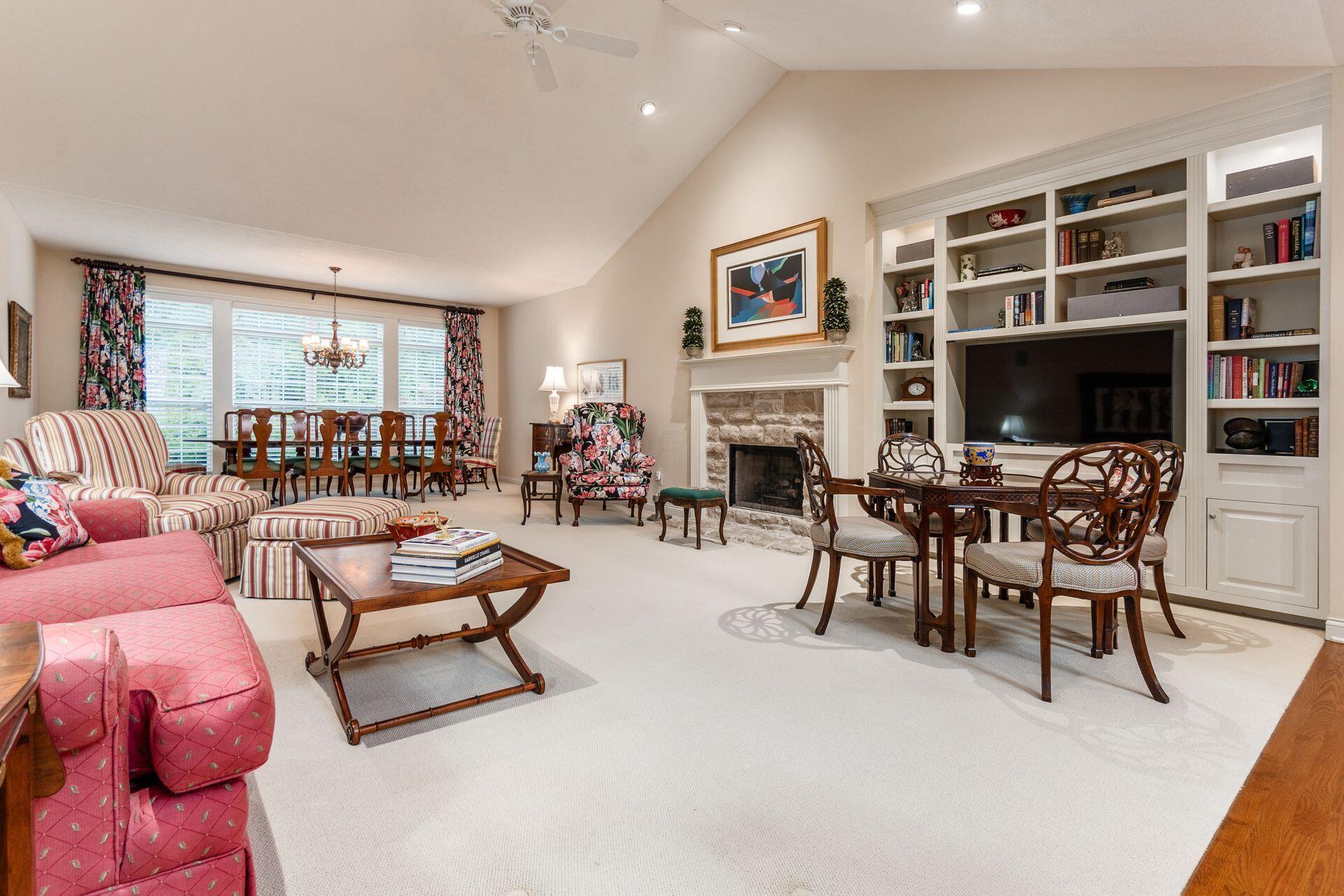 6976 Aiken Place
