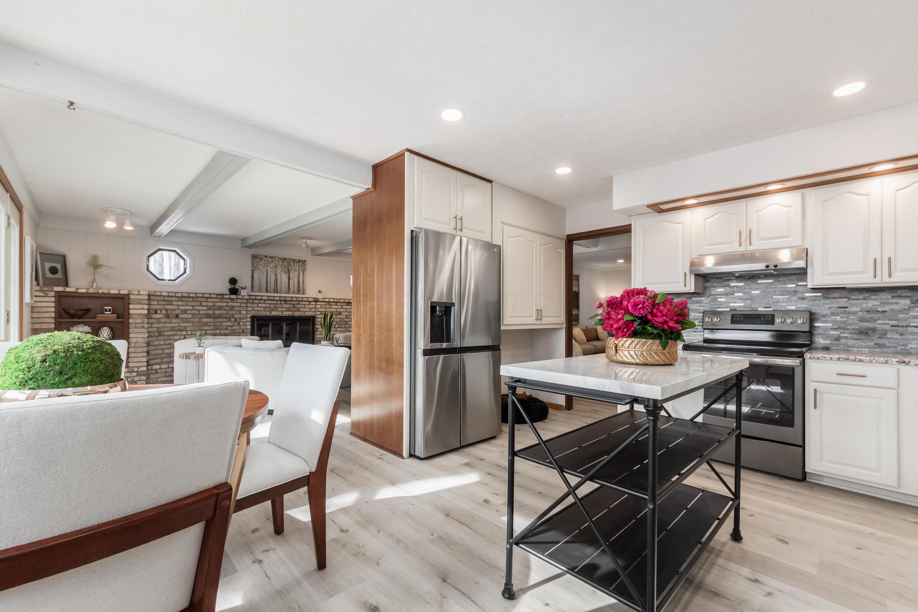 6253 Headley Heights Court