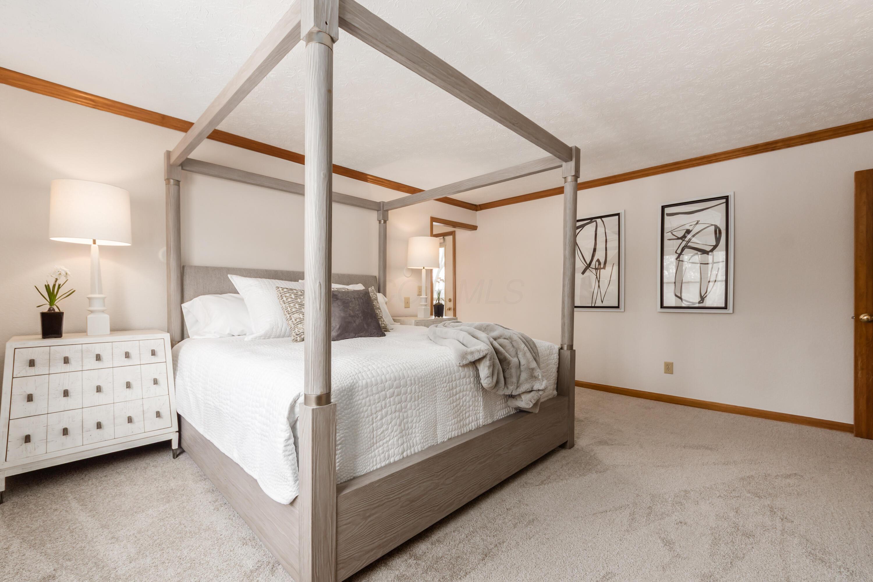 6253 Headley Heights Court