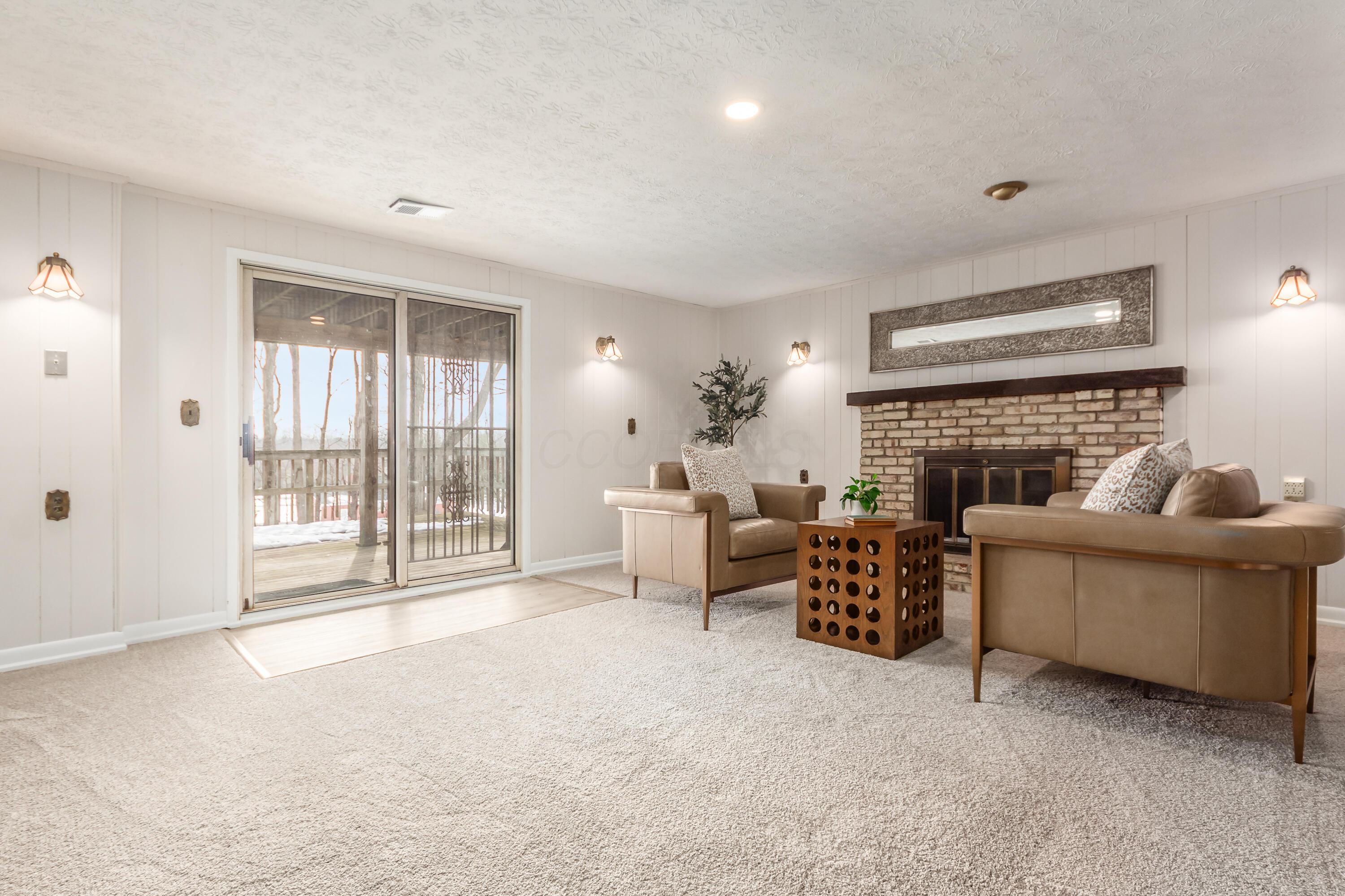 6253 Headley Heights Court