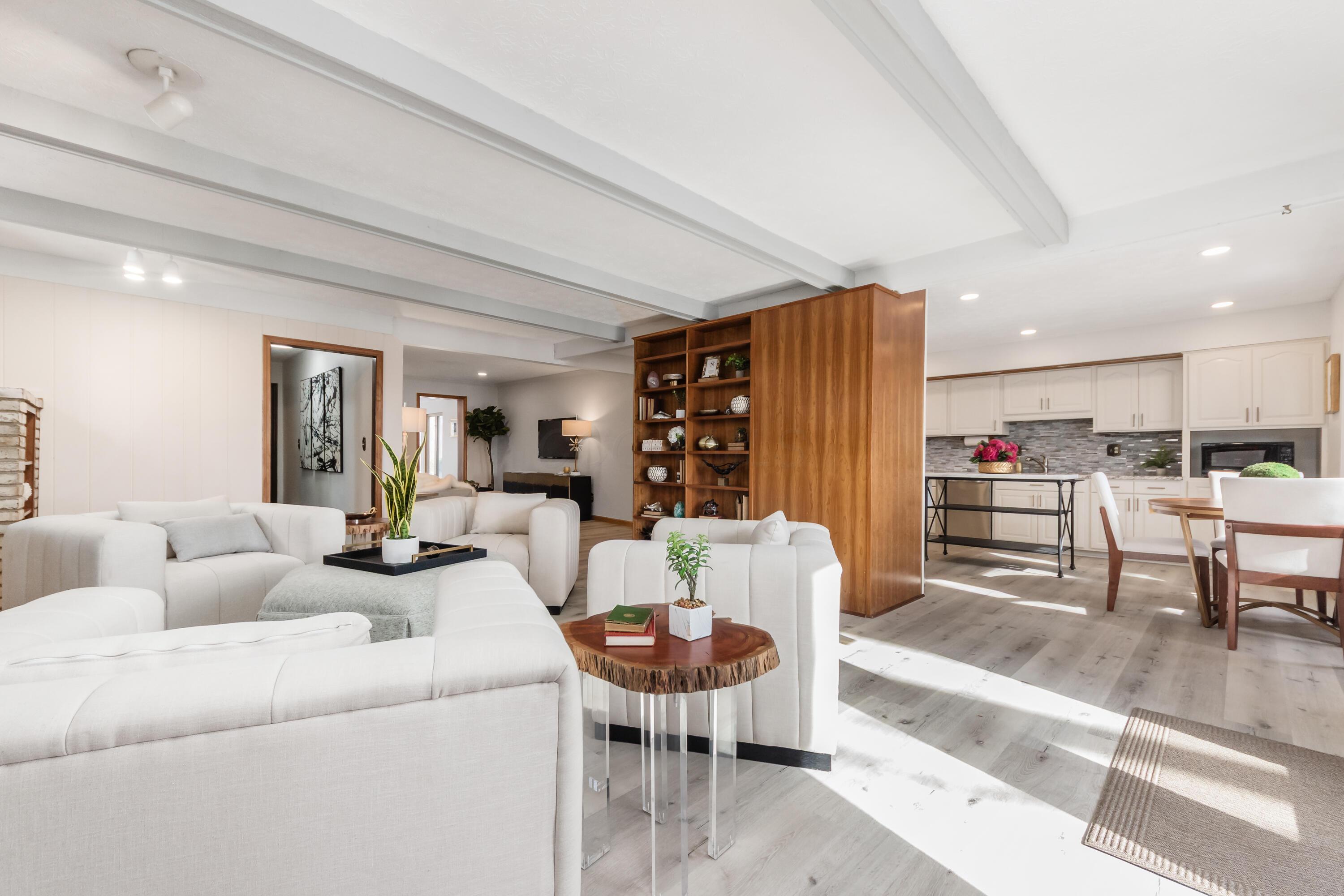 6253 Headley Heights Court