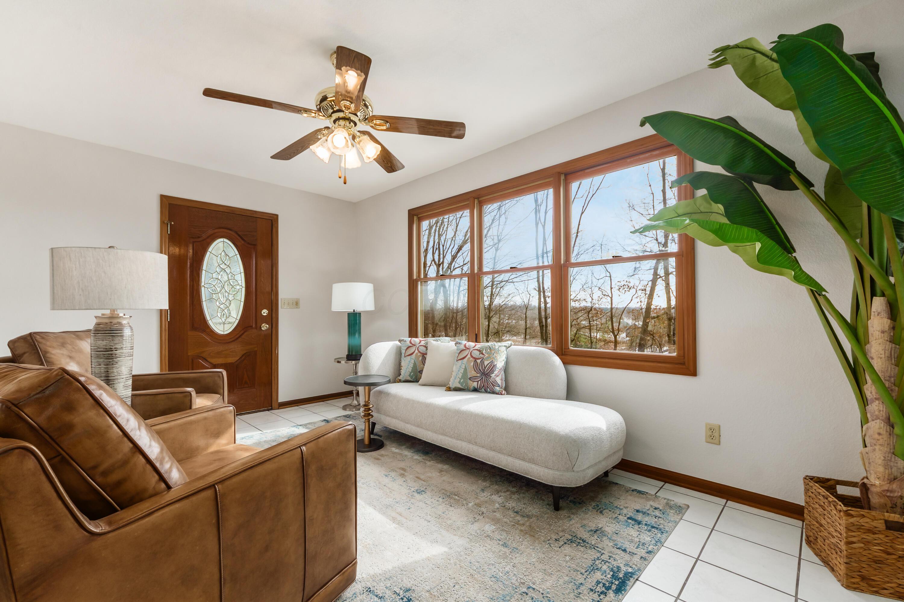 6253 Headley Heights Court