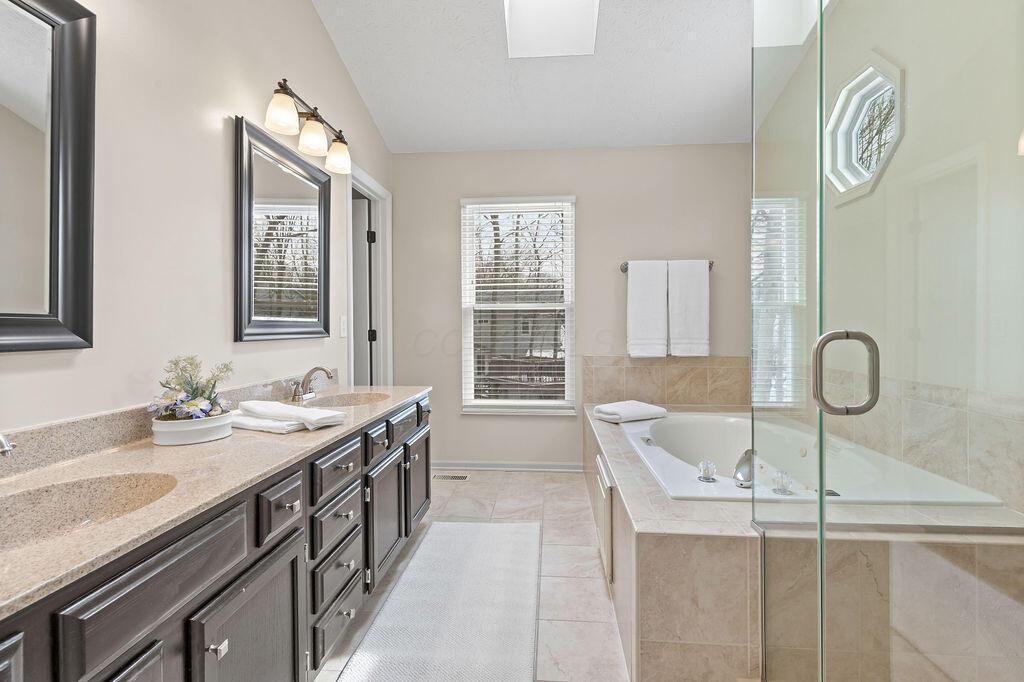 424 Whitaker Avenue S