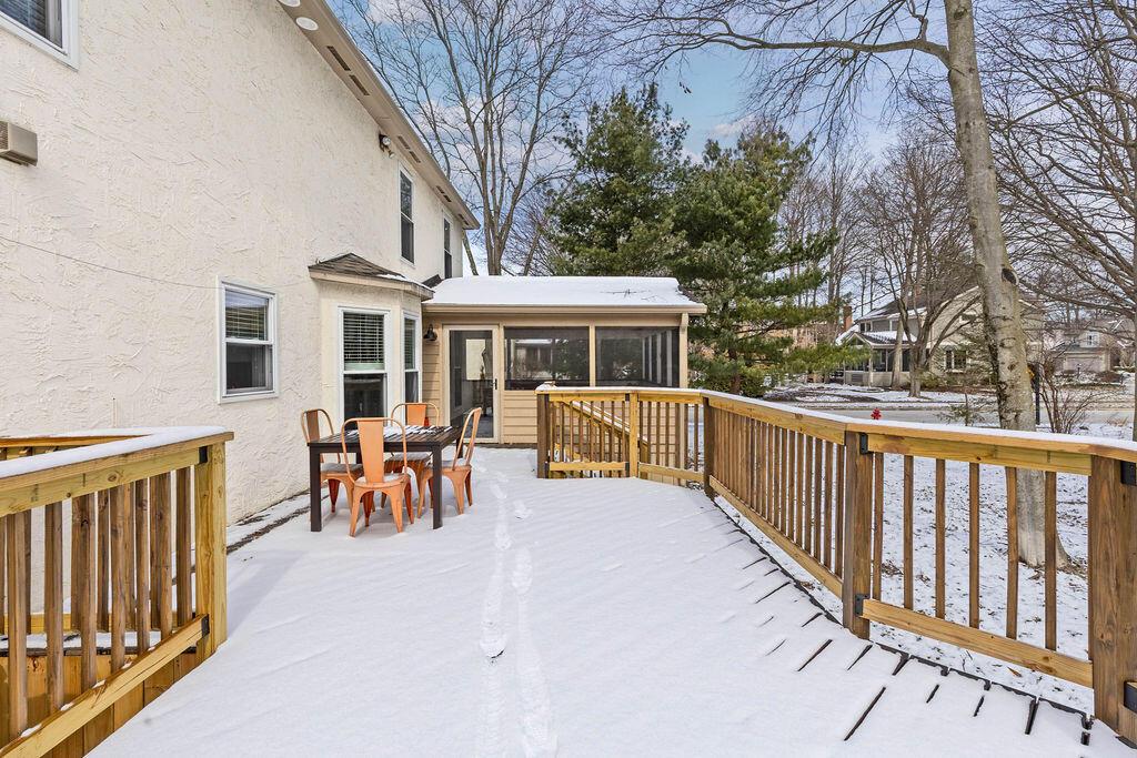 424 Whitaker Avenue S