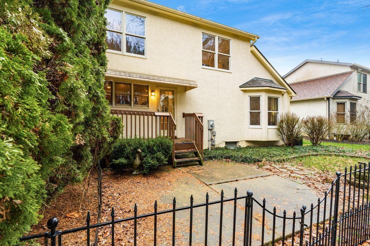 5701 Forest Grove Avenue