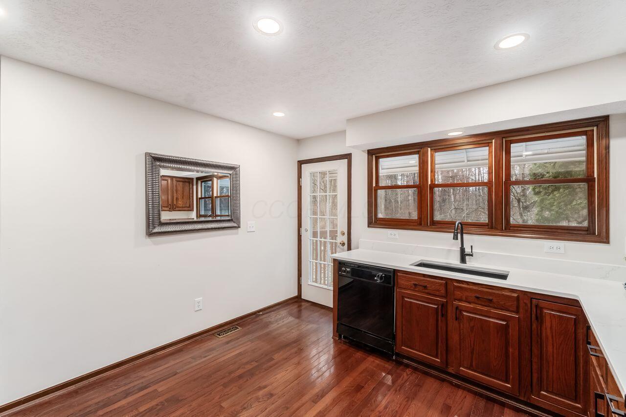 5701 Forest Grove Avenue