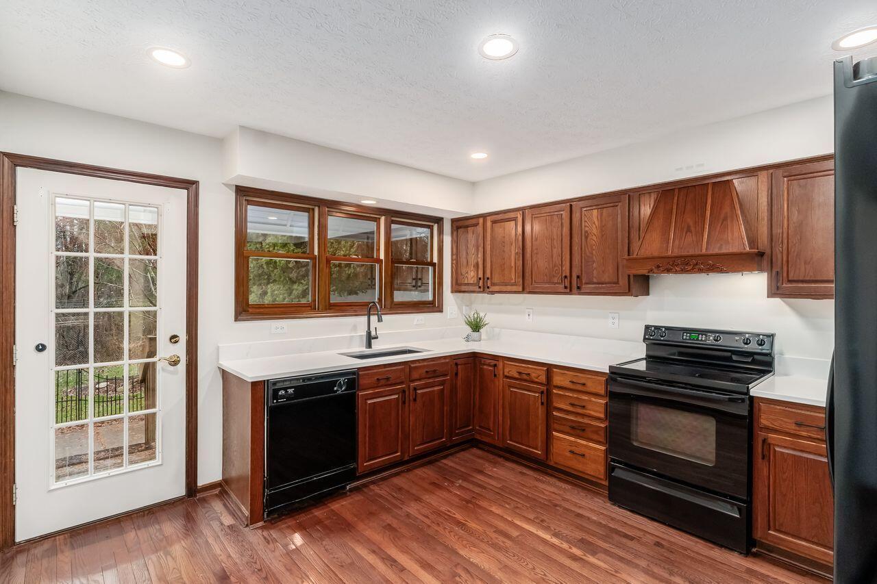 5701 Forest Grove Avenue