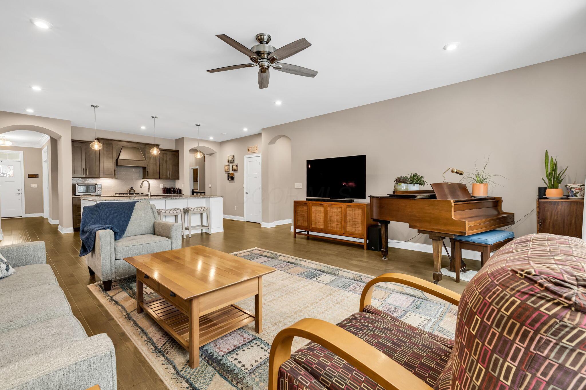 5505 Holiston Court