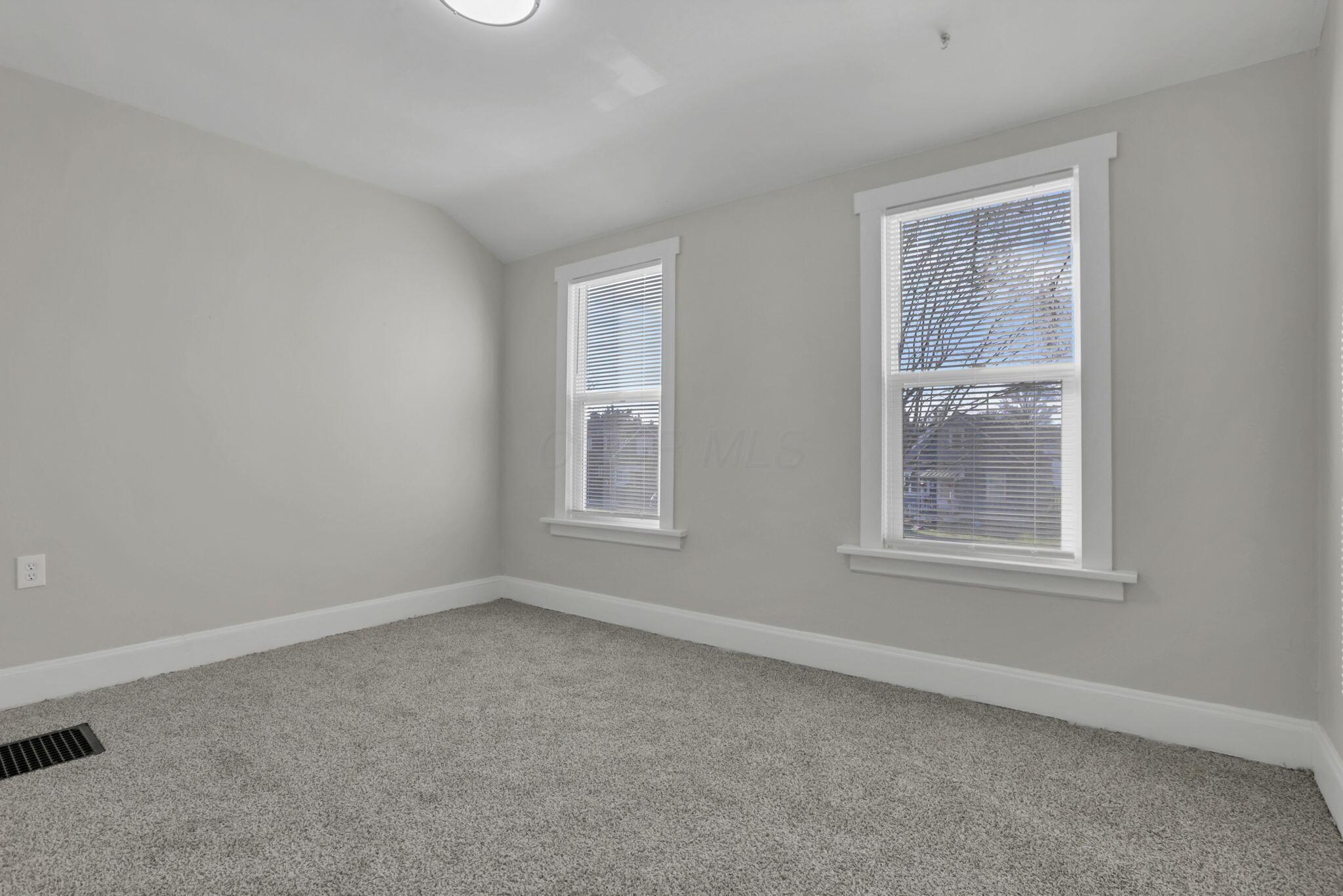 724 S Ogden Avenue