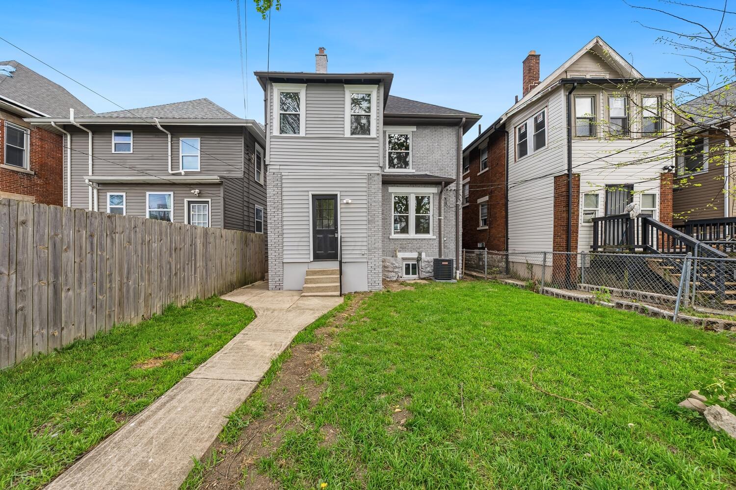 981 Linwood Avenue
