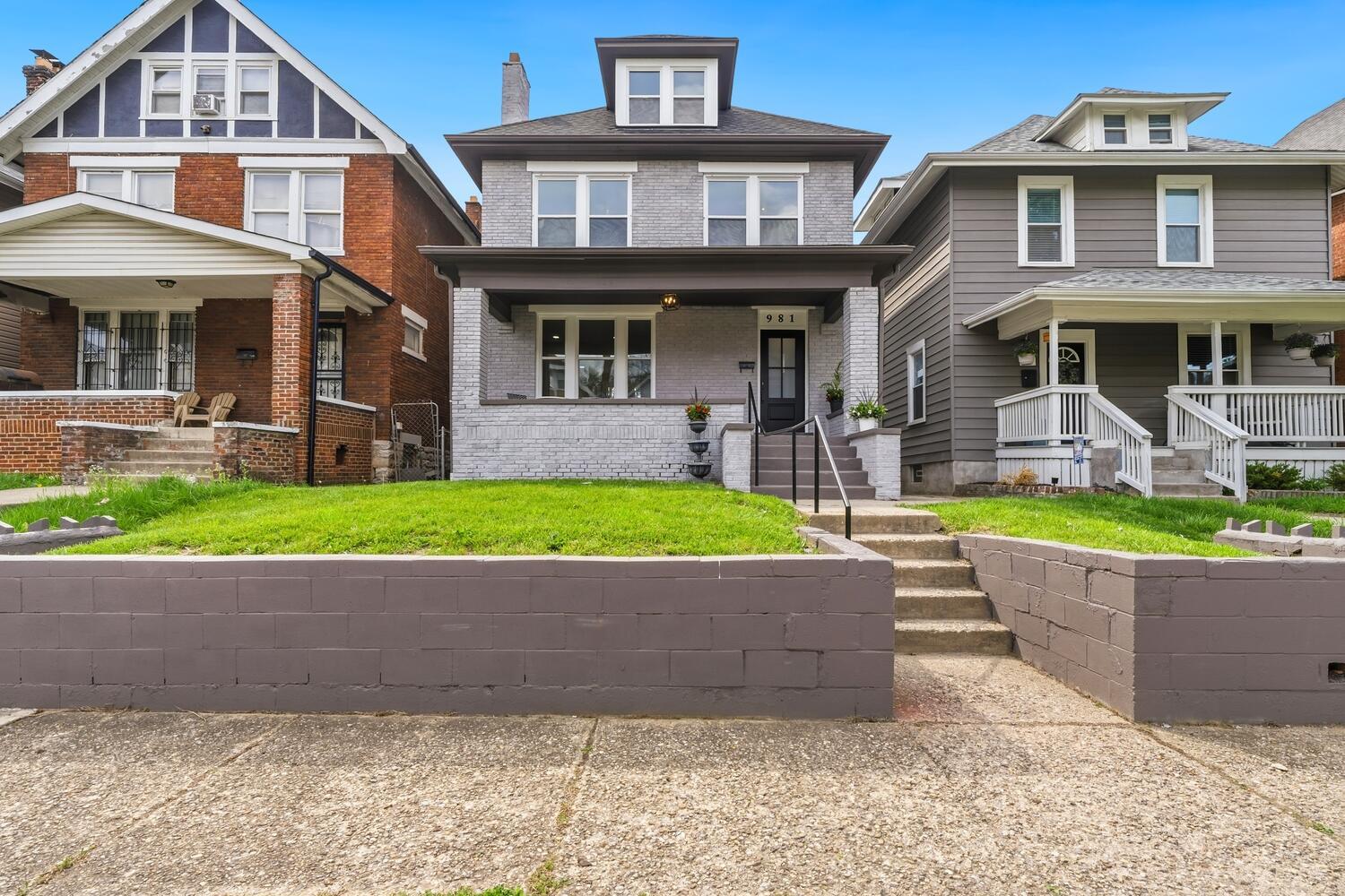 981 Linwood Avenue
