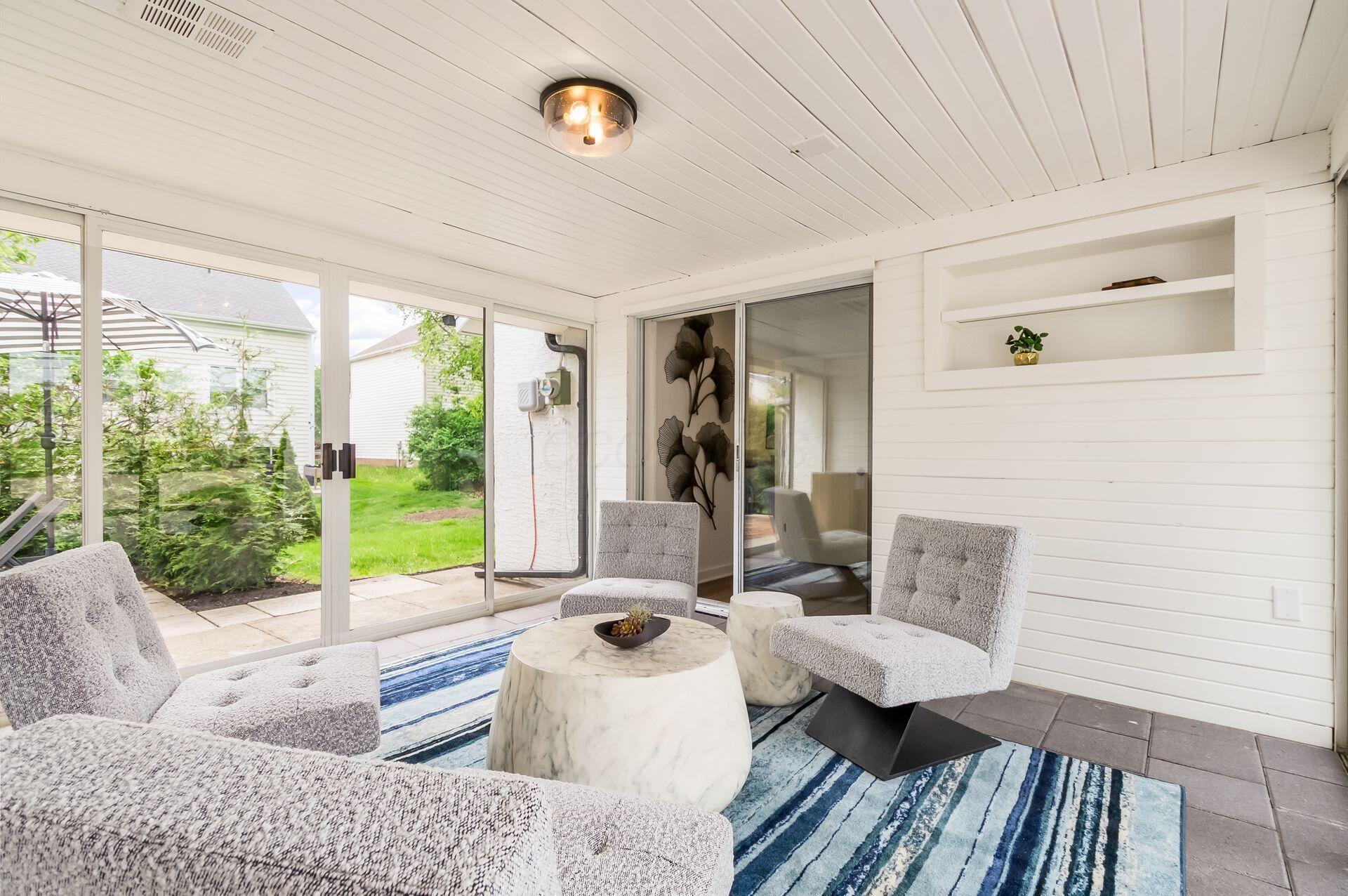 4450 E Johnstown Road