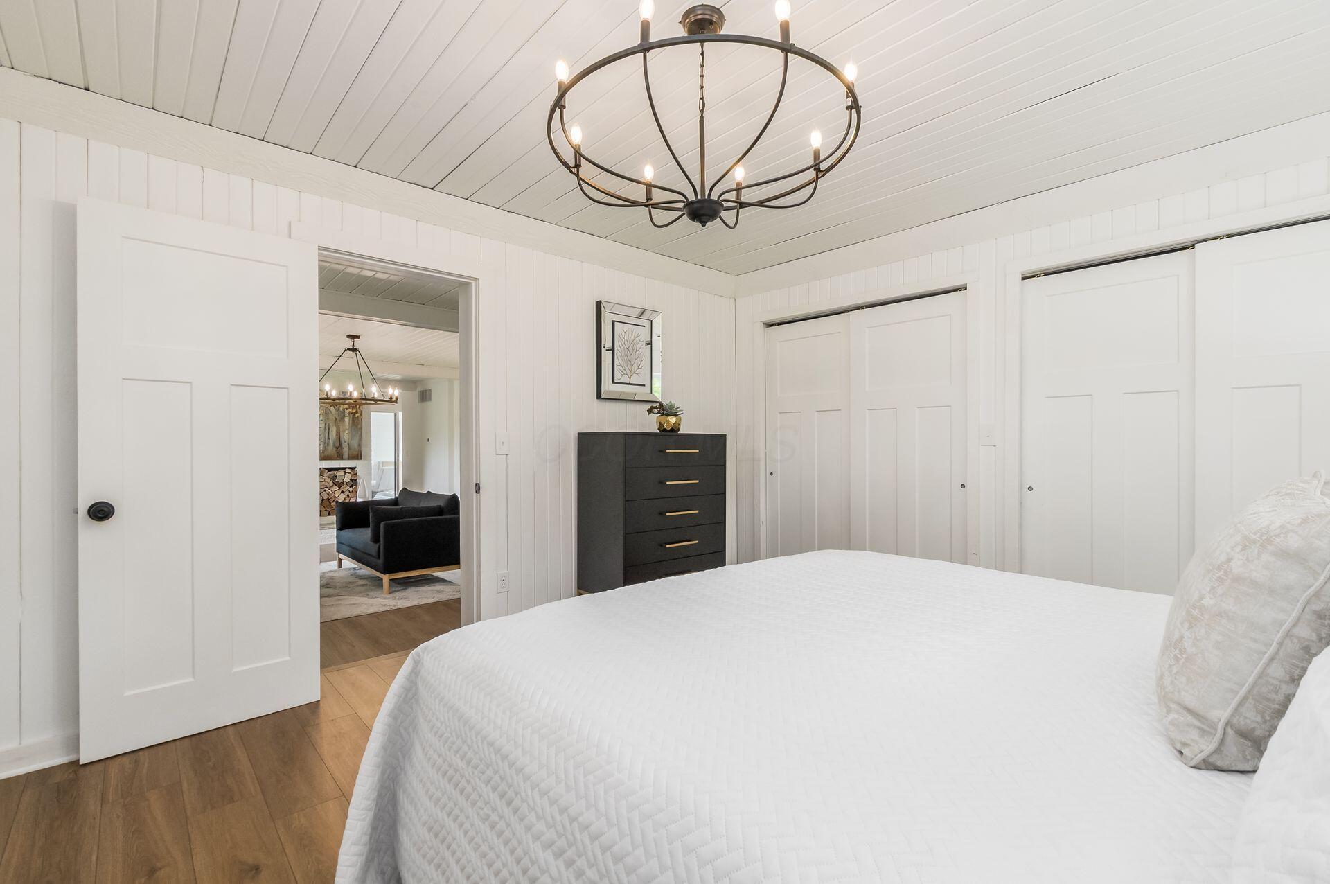 4450 E Johnstown Road