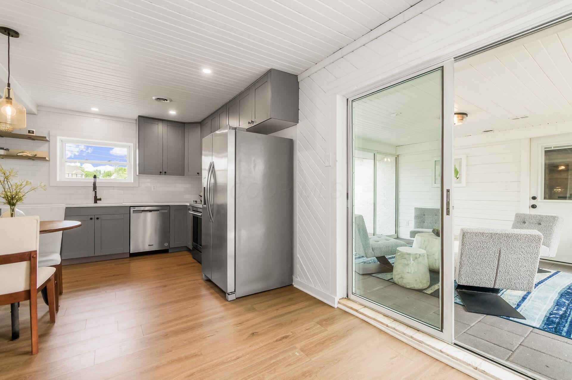 4450 E Johnstown Road