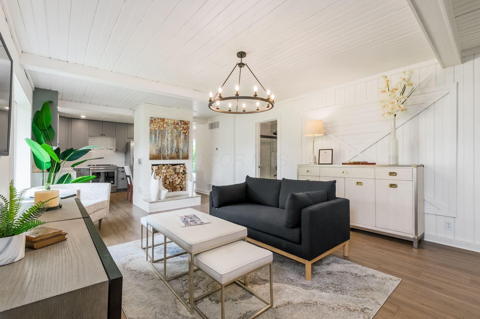 4450 E Johnstown Road