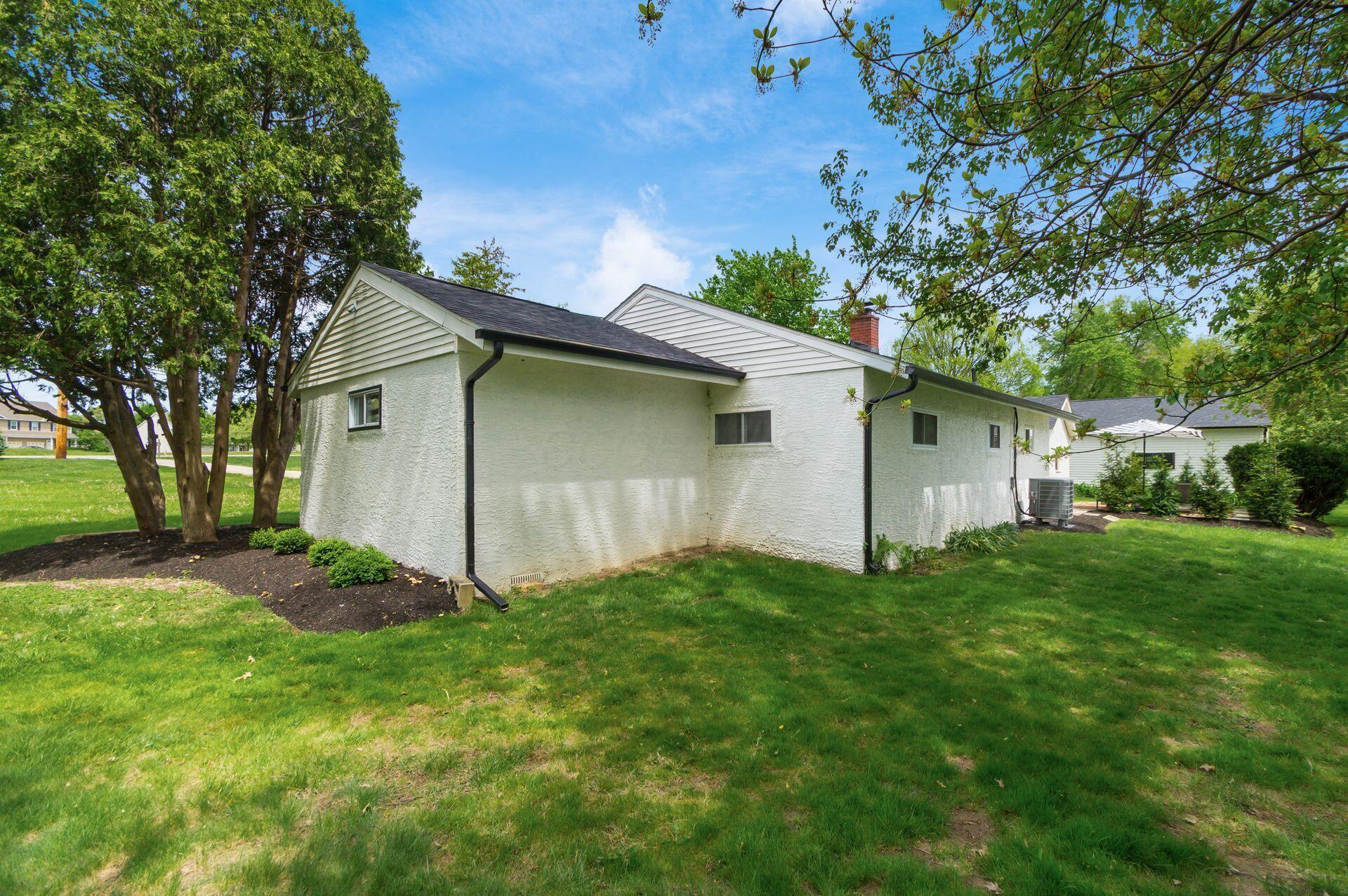 4450 E Johnstown Road