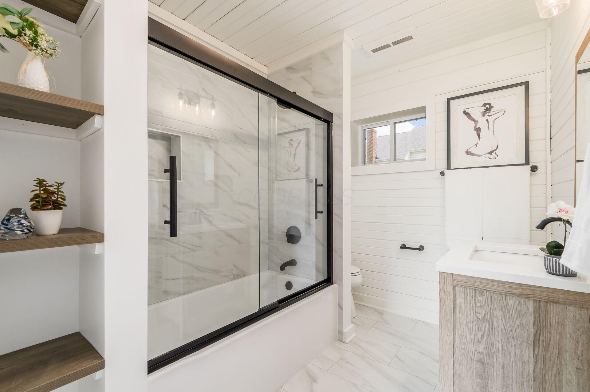 4450 E Johnstown Road