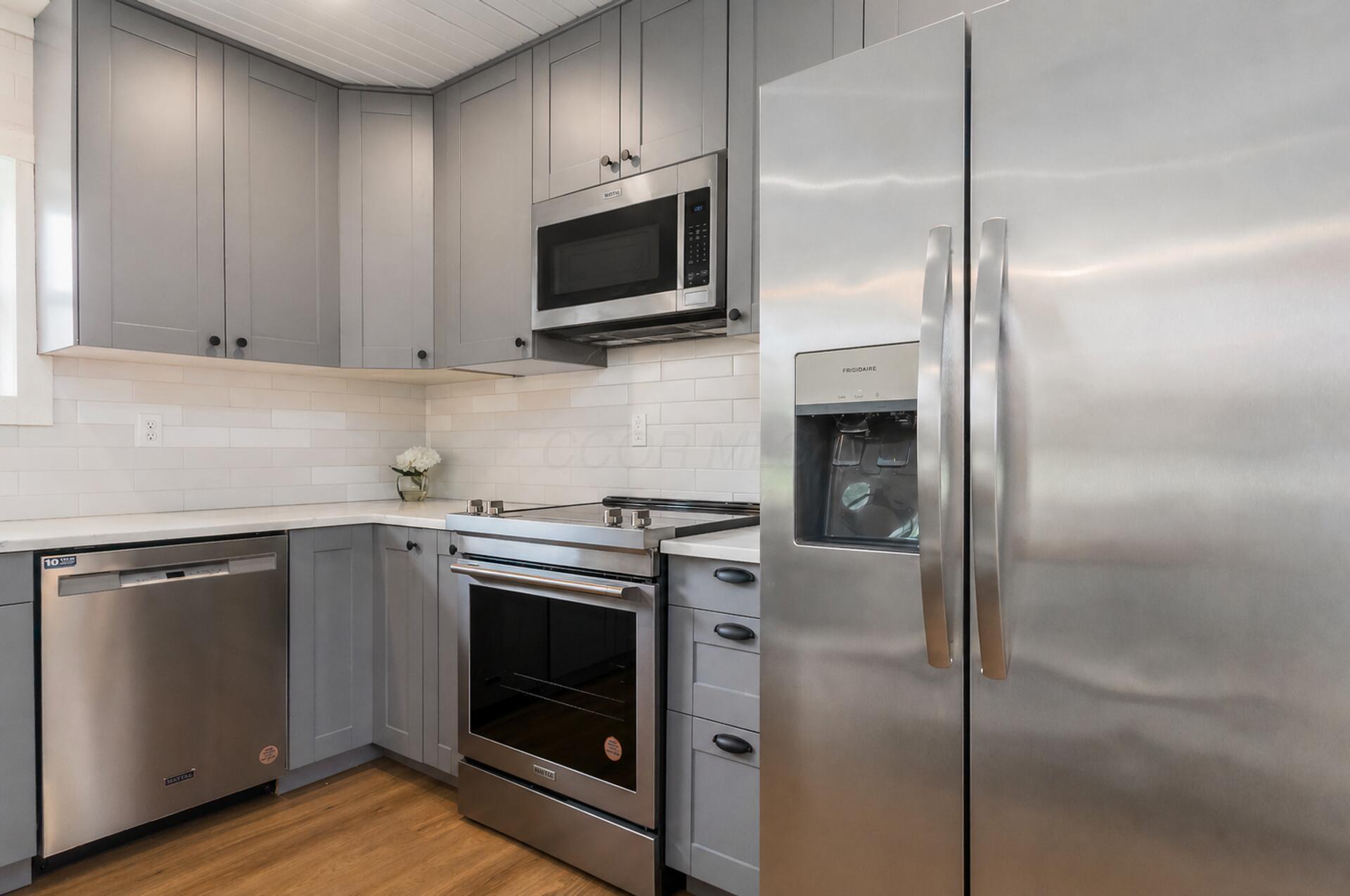 4450 E Johnstown Road