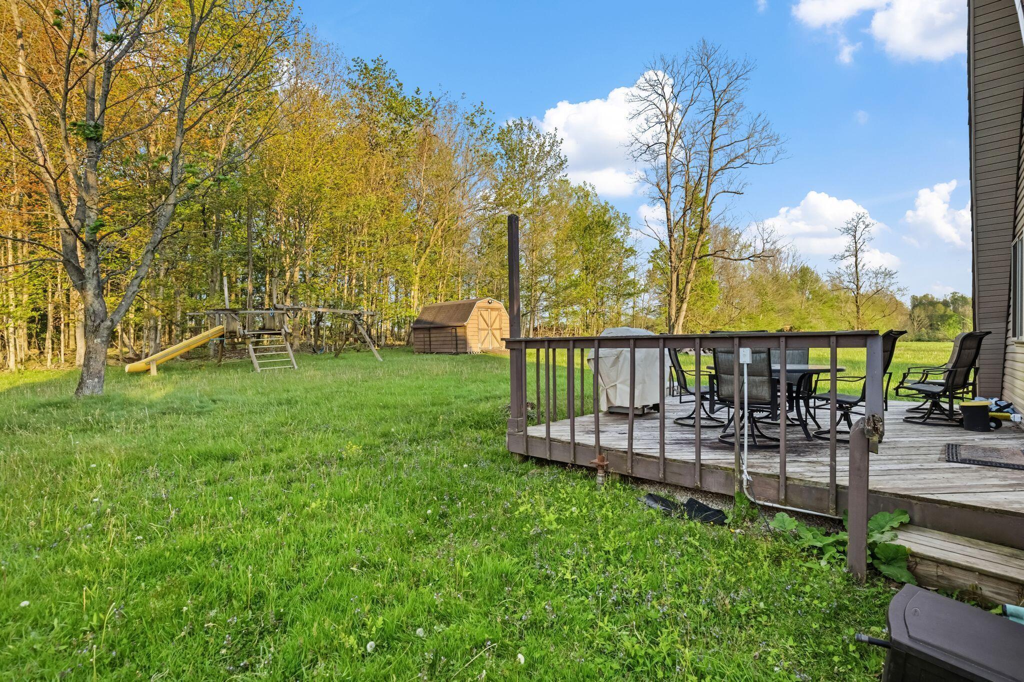 253 Newfoundland Drive, 252