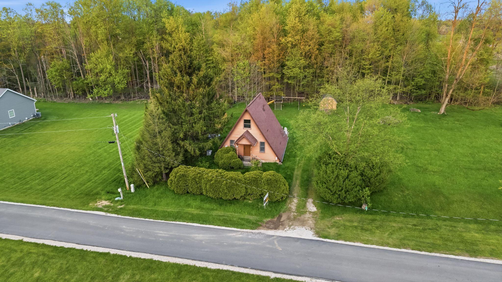 253 Newfoundland Drive, 252