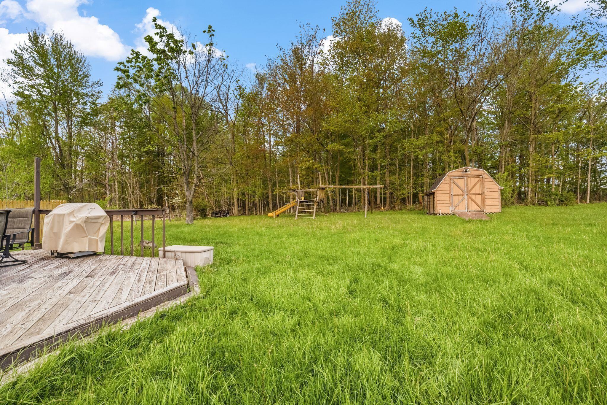 253 Newfoundland Drive, 252