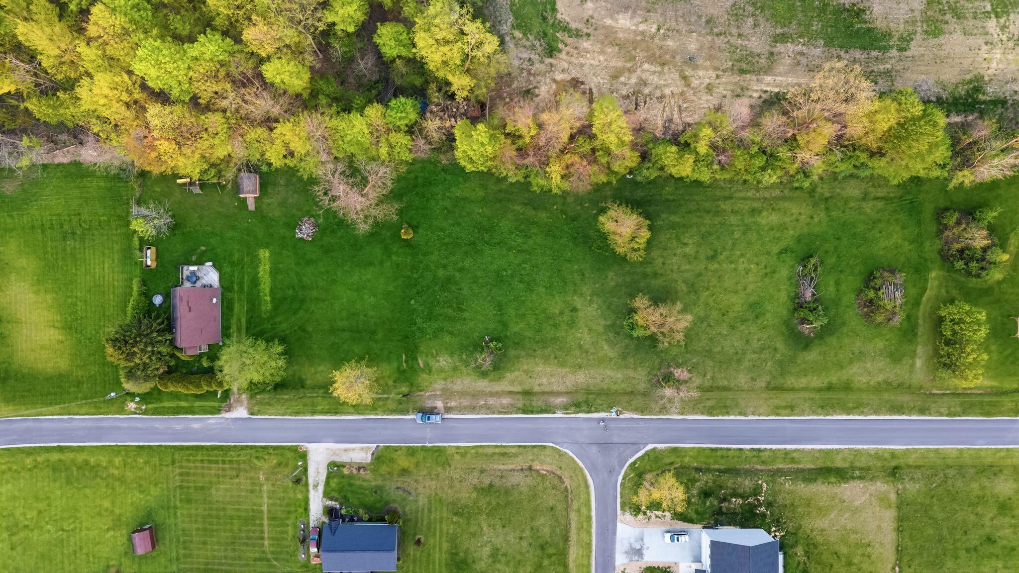253 Newfoundland Drive, 252