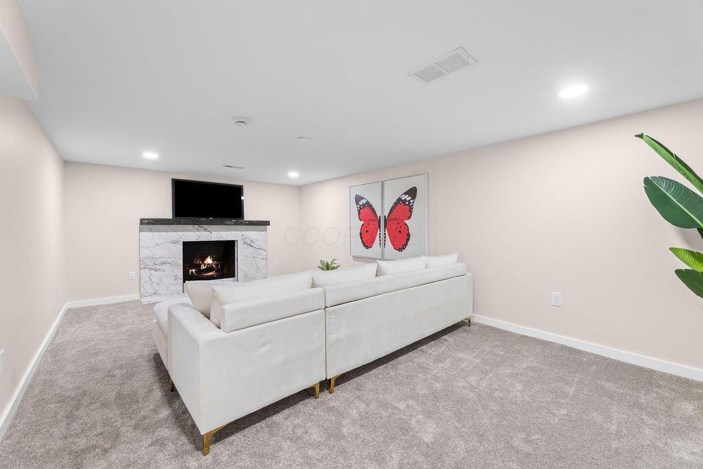 5739 Kitzmiller Road
