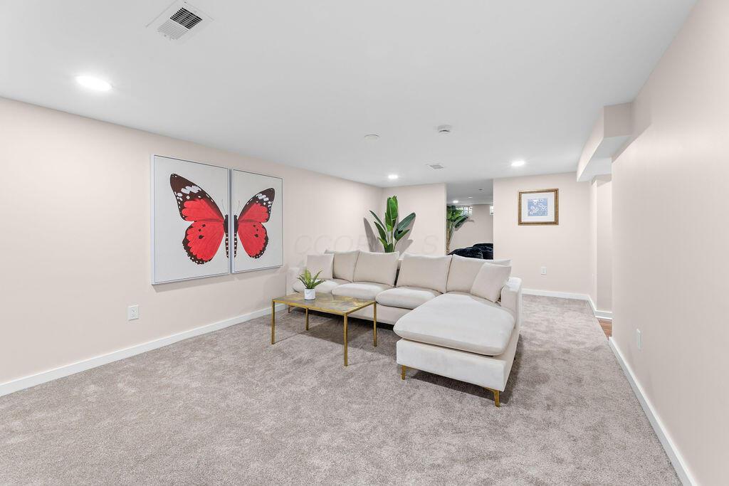 5739 Kitzmiller Road