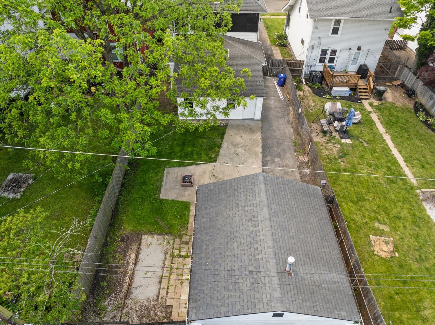 216 N Warren Avenue
